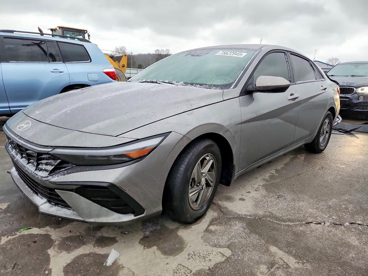 HYUNDAI ELANTRA 2025