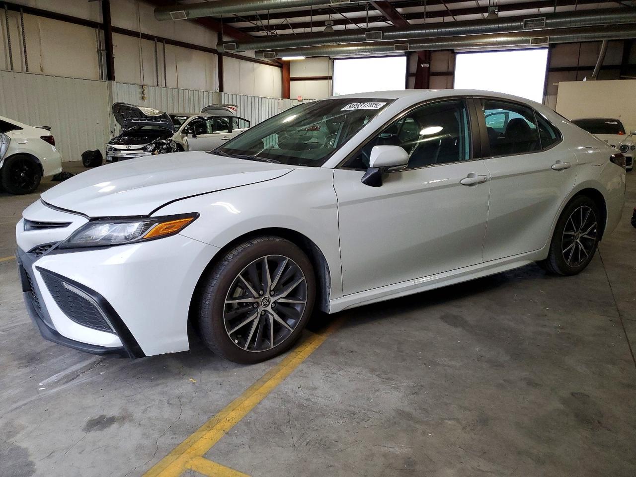 TOYOTA CAMRY 2022