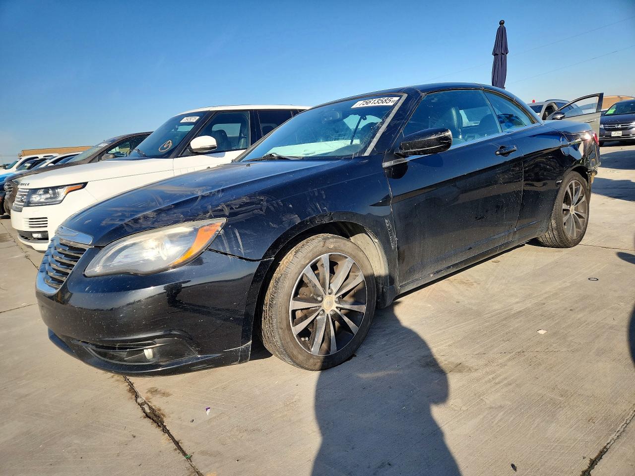 CHRYSLER 200 2013