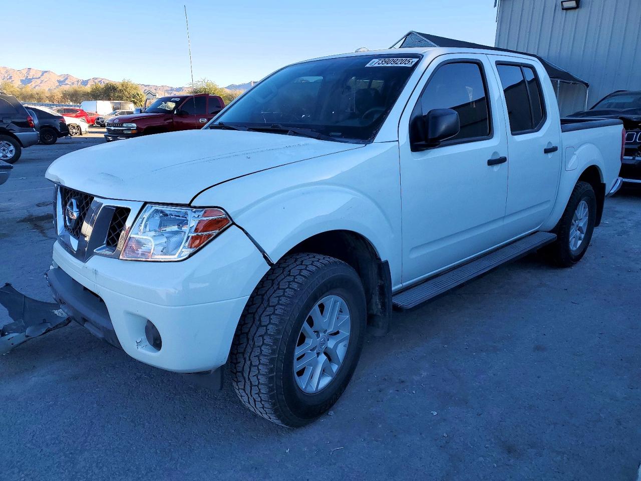 NISSAN FRONTIER 2017