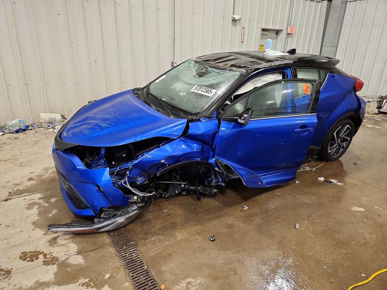 TOYOTA C-HR 2021