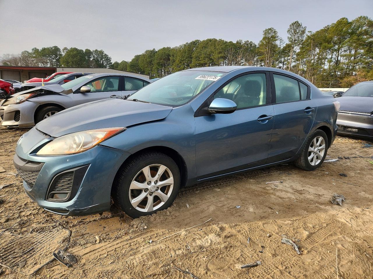 MAZDA 3 2011