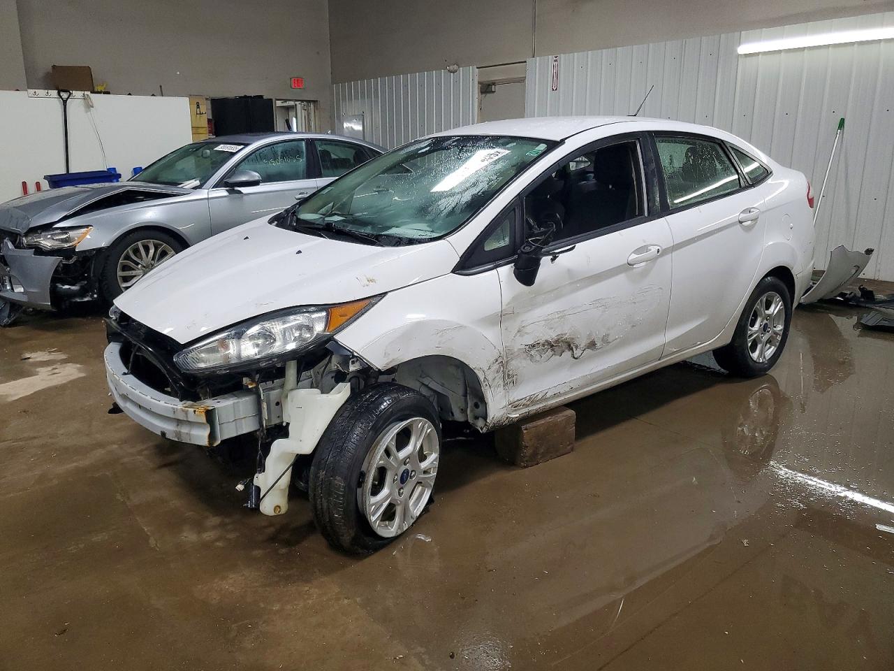 FORD FIESTA 2015