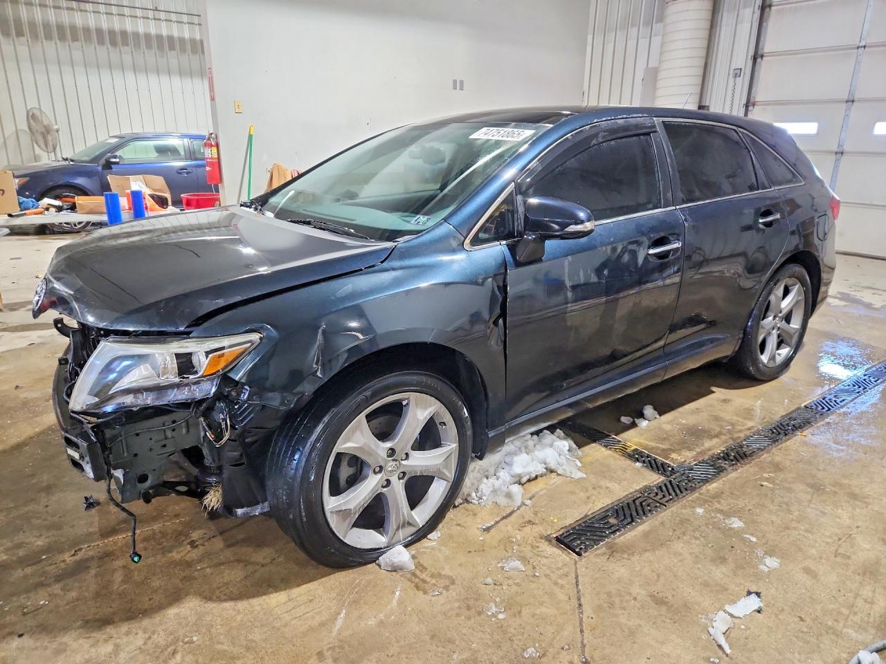 TOYOTA VENZA 2013