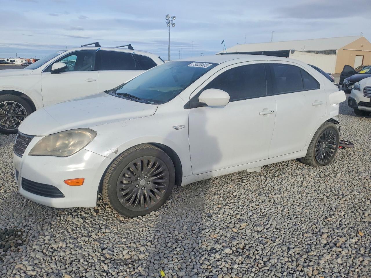 SUZUKI KIZASHI SE 2012