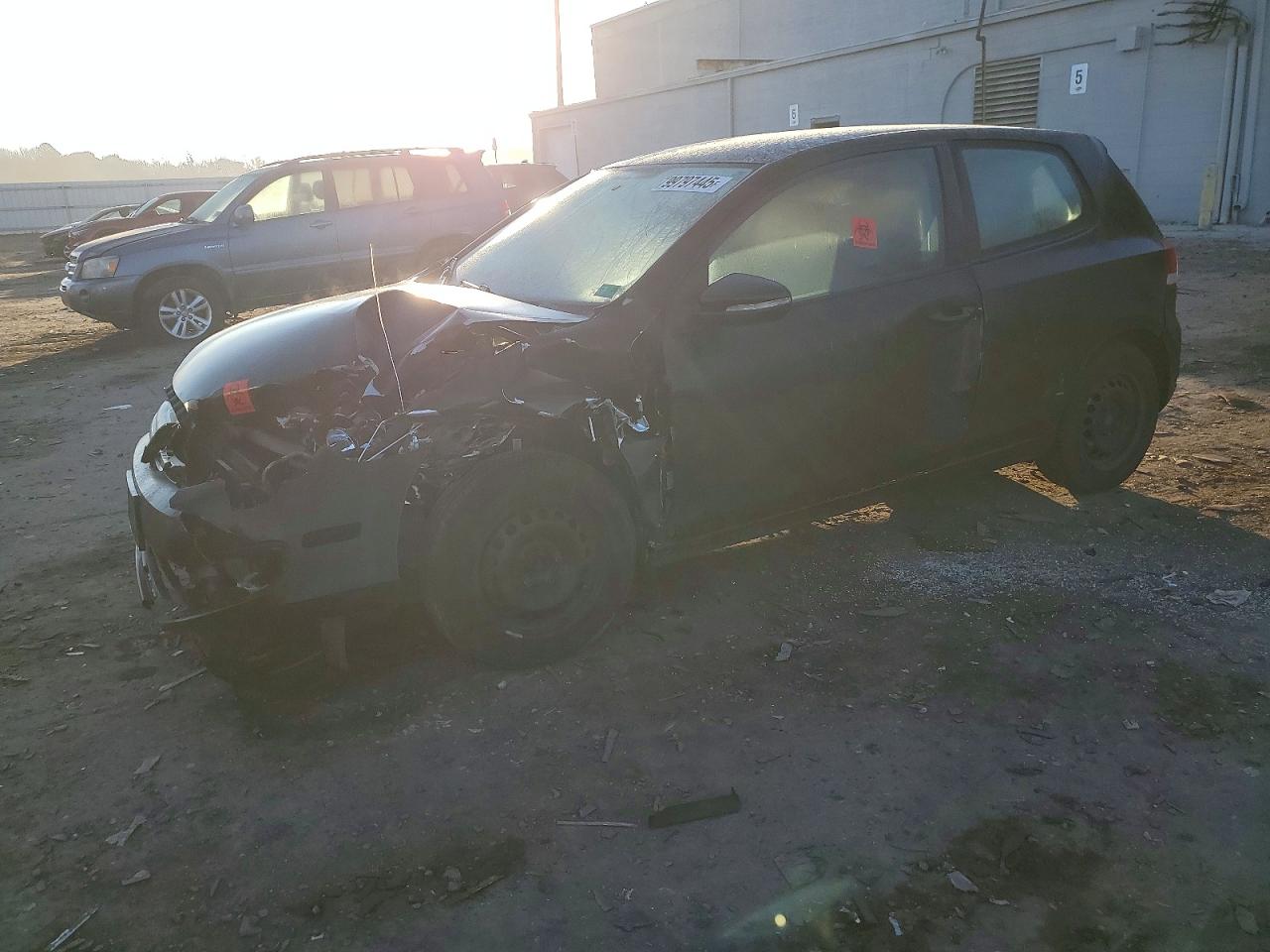 VOLKSWAGEN GOLF 2010