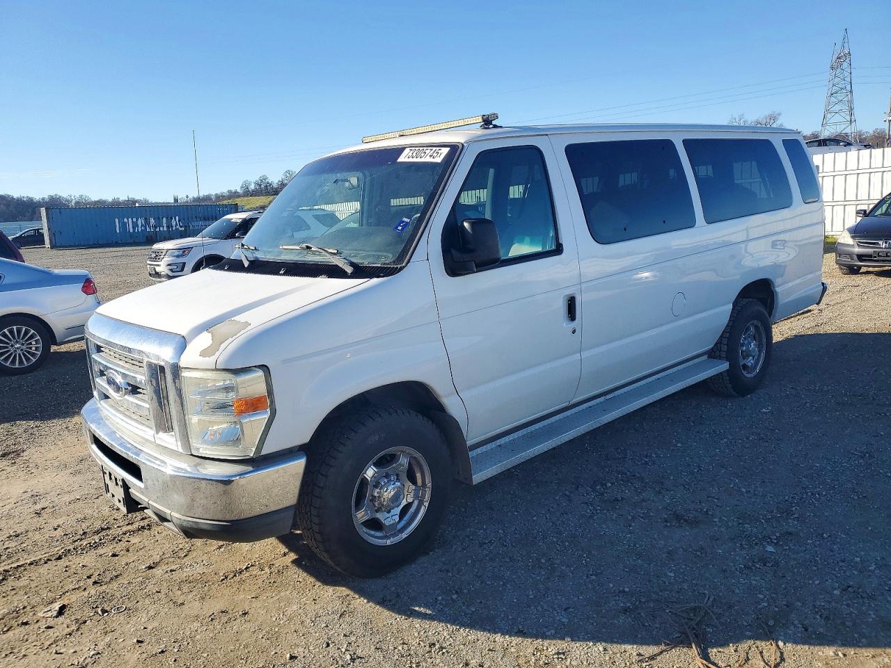 FORD ECONOLINE 2011