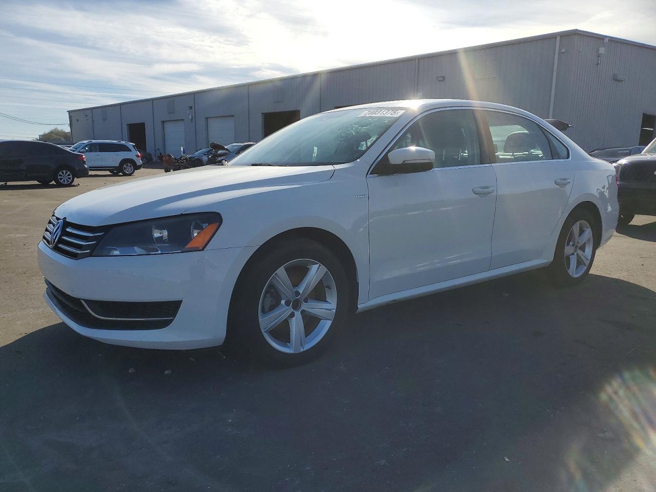 VOLKSWAGEN PASSAT S 2014