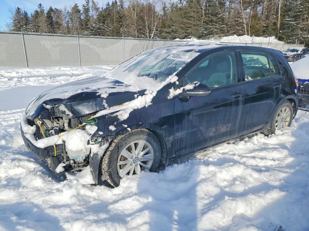 VOLKSWAGEN GOLF 2015