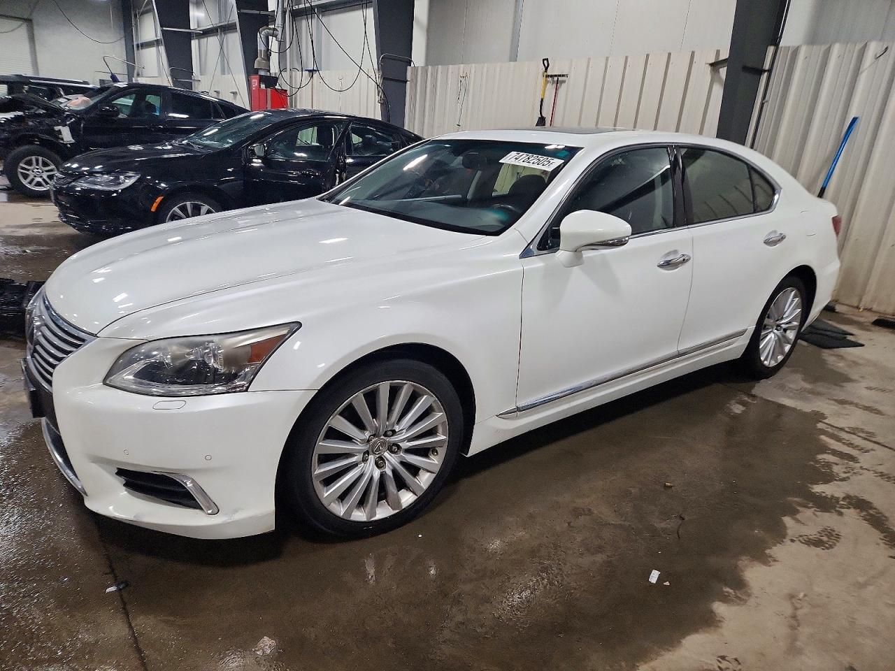 LEXUS LS 2013
