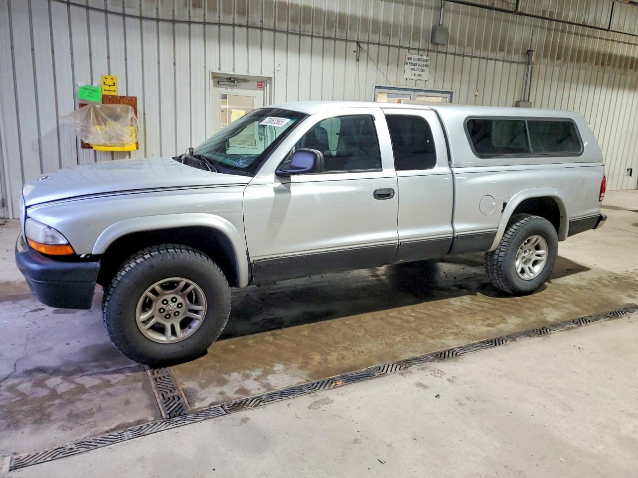 DODGE DAKOTA 2001