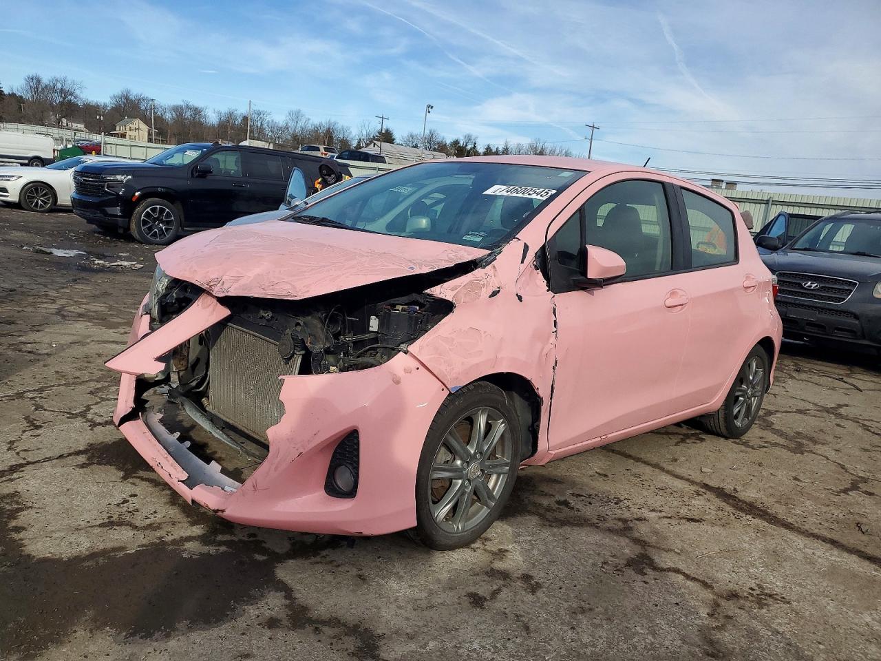 TOYOTA YARIS 2013