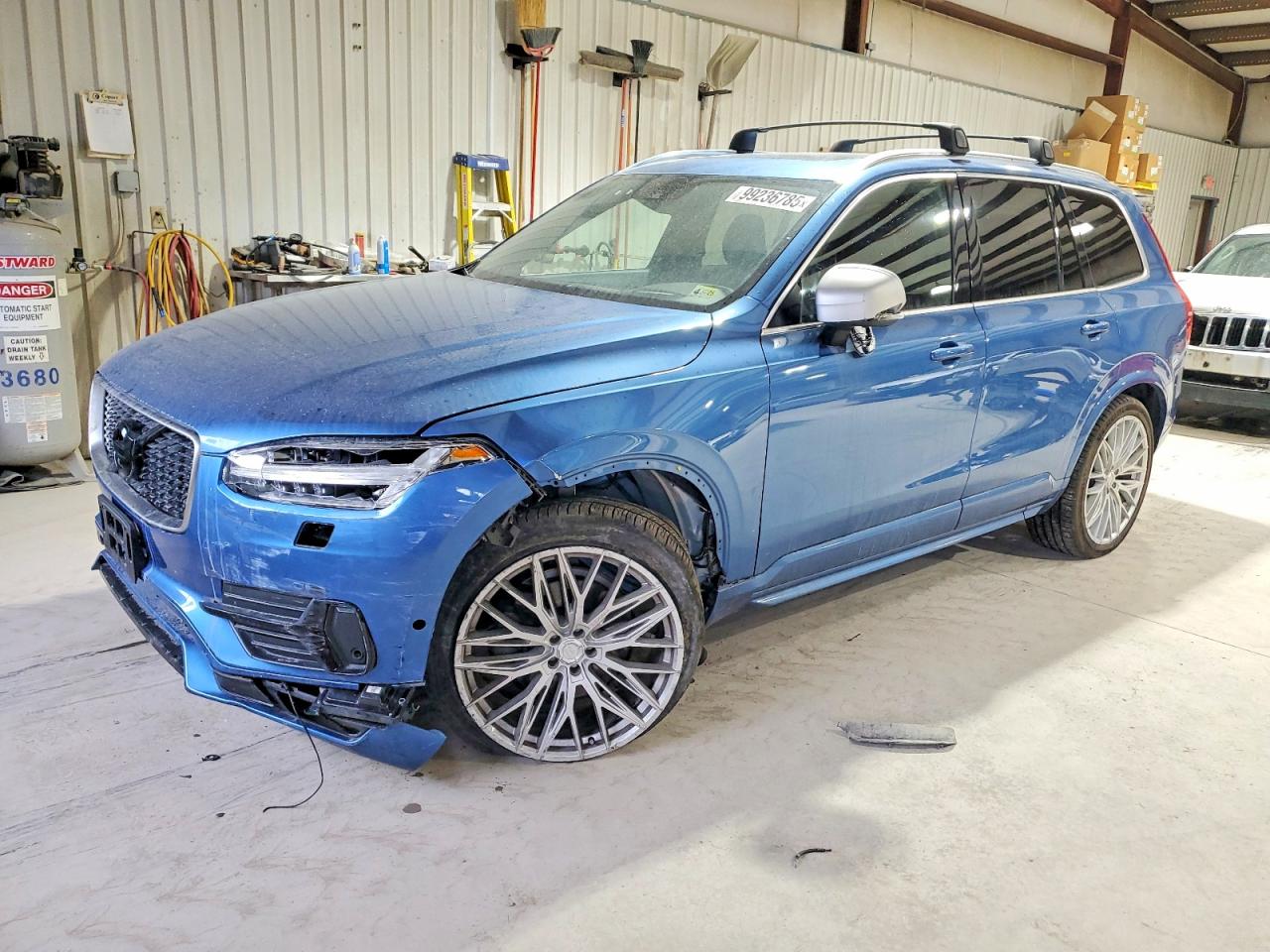 VOLVO XC90 2017