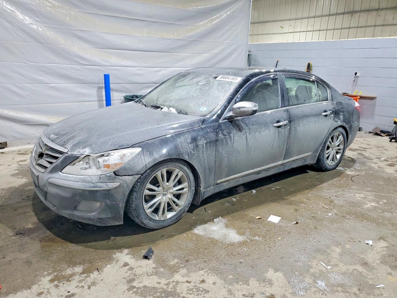 HYUNDAI GENESIS 2011