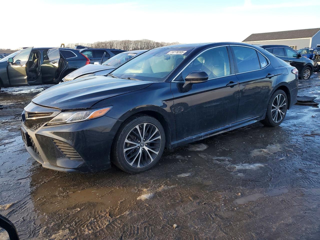 TOYOTA CAMRY 2019