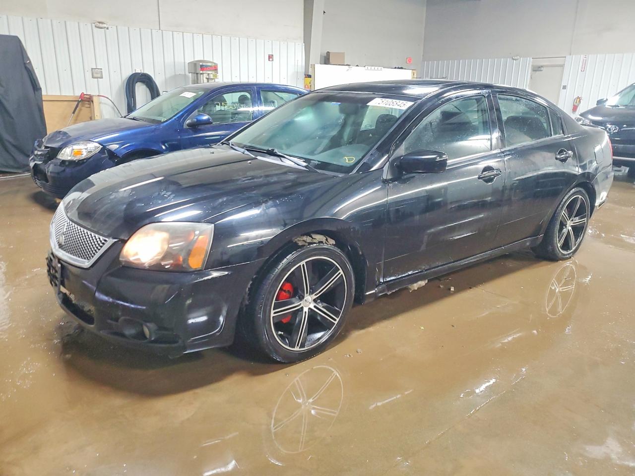 MITSUBISHI GALANT 2011