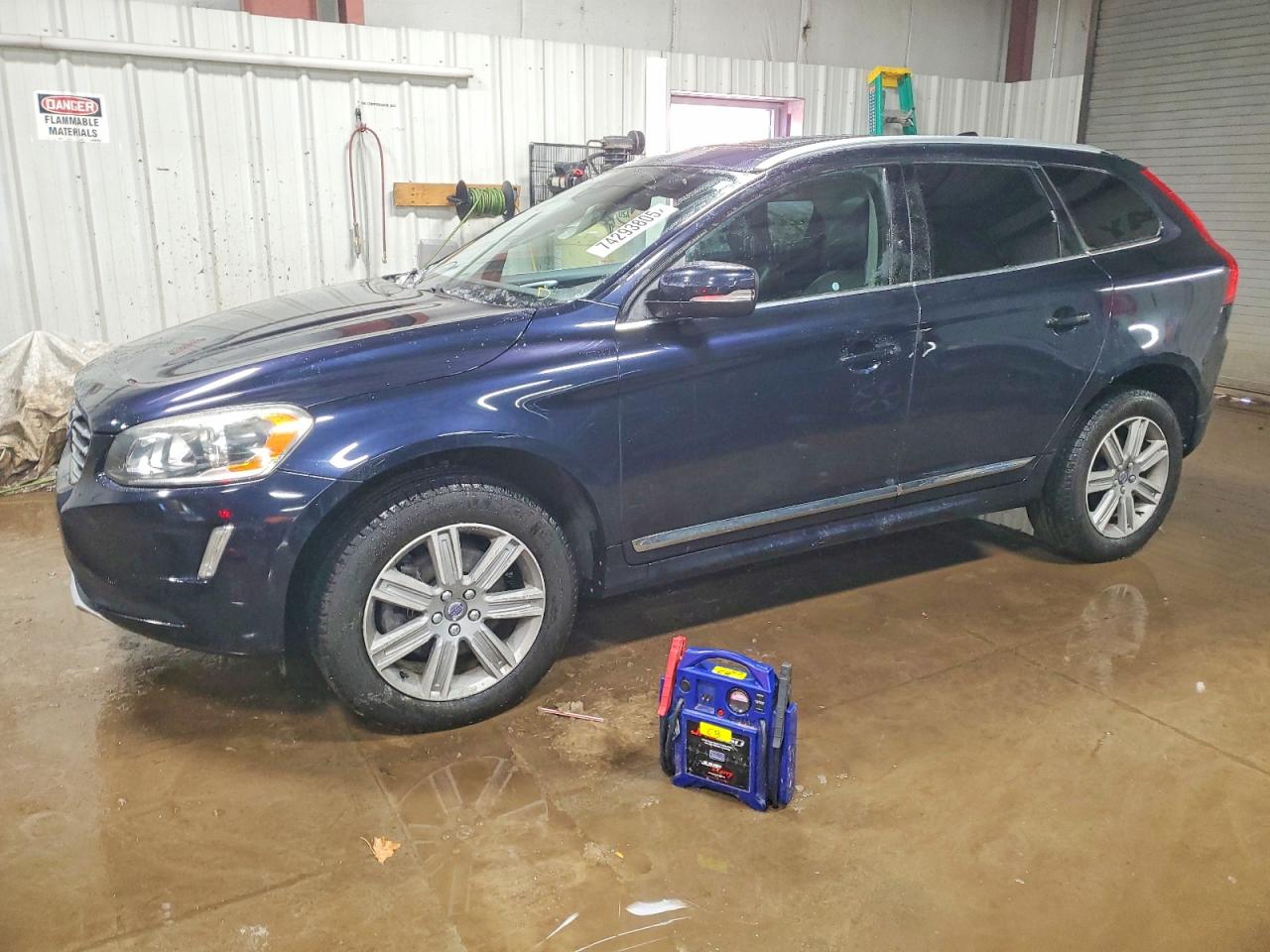 VOLVO XC60 2017
