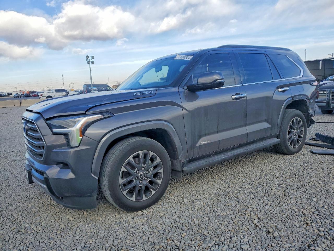 TOYOTA SEQUOIA 2023
