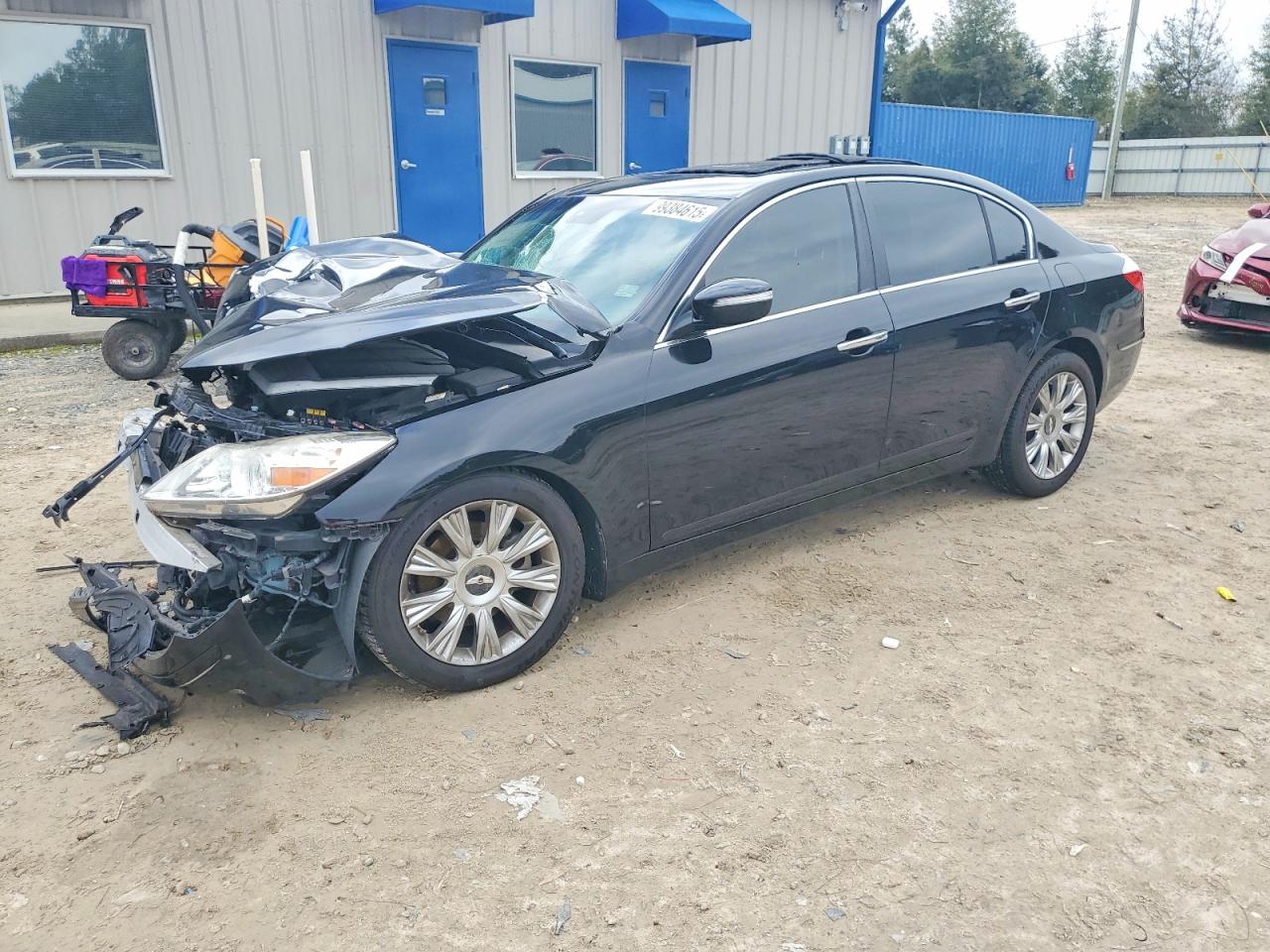 HYUNDAI GENESIS 3. 2009