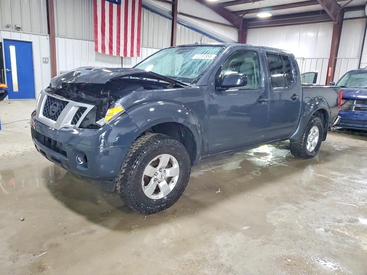 NISSAN FRONTIER 2013