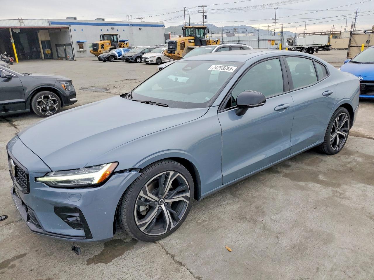VOLVO S60 2024