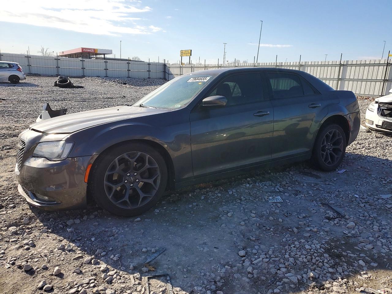 CHRYSLER 300 2019