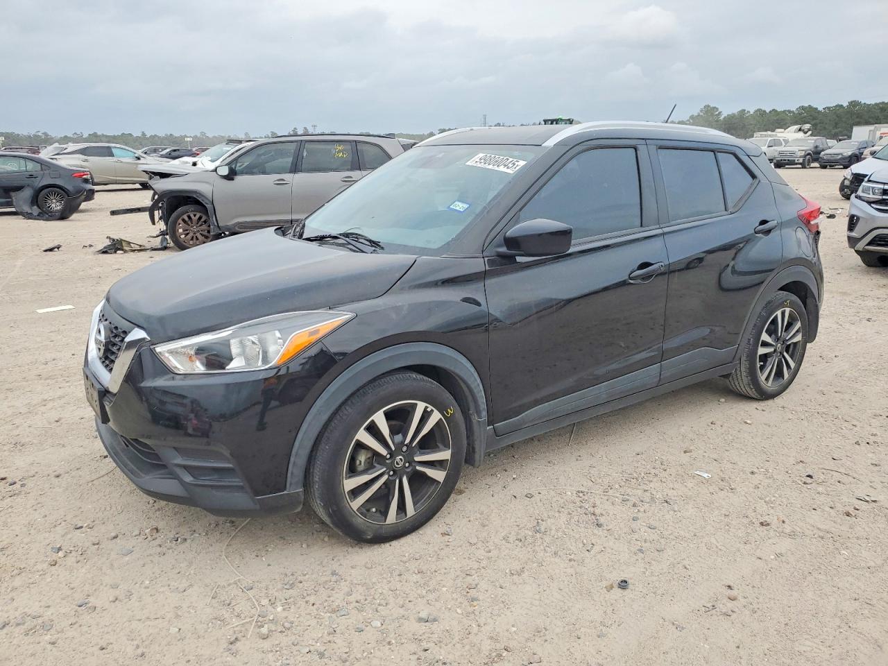 NISSAN KICKS 2020