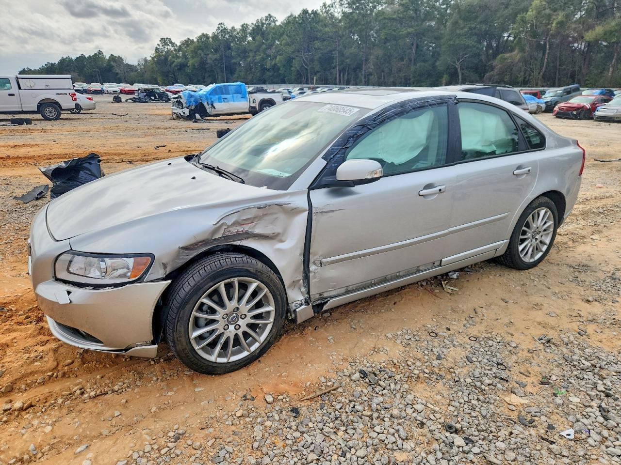 VOLVO S40 2010