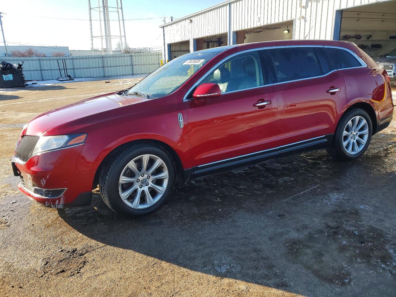 LINCOLN MKT 2014