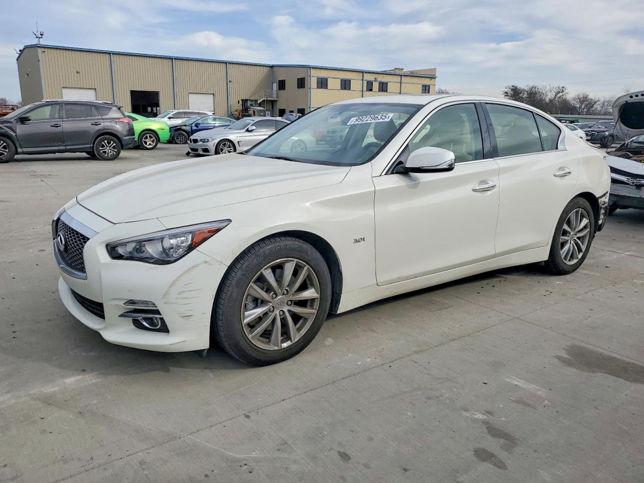 INFINITI Q50 PREMIU 2017