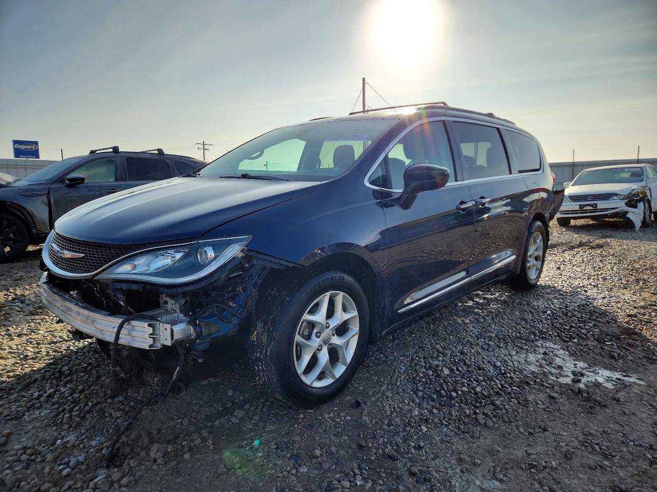 CHRYSLER PACIFICA 2017