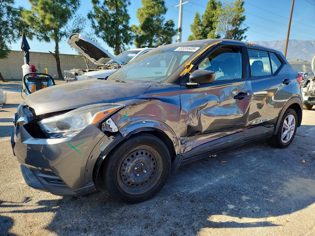 NISSAN KICKS 2020