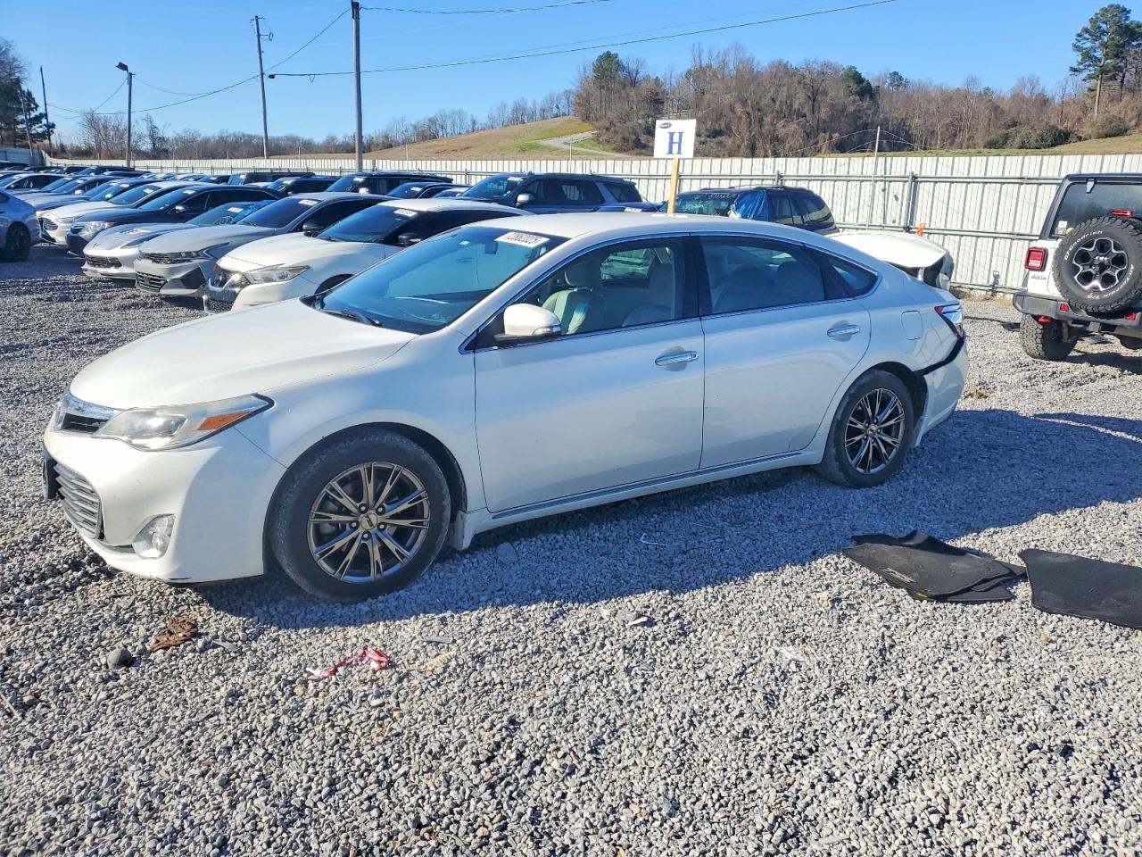 TOYOTA AVALON 2015