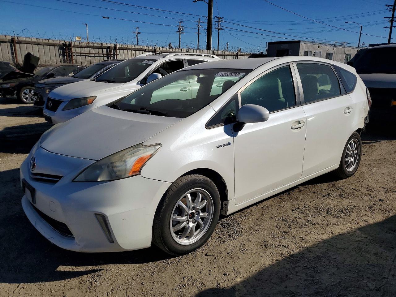 TOYOTA PRIUS V 2012