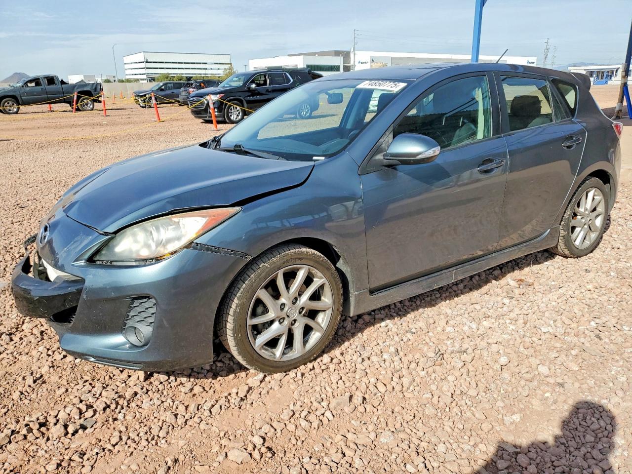 MAZDA 3 2012