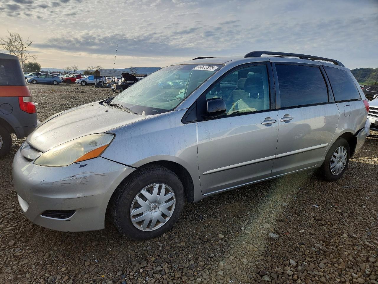 TOYOTA SIENNA CE 2006