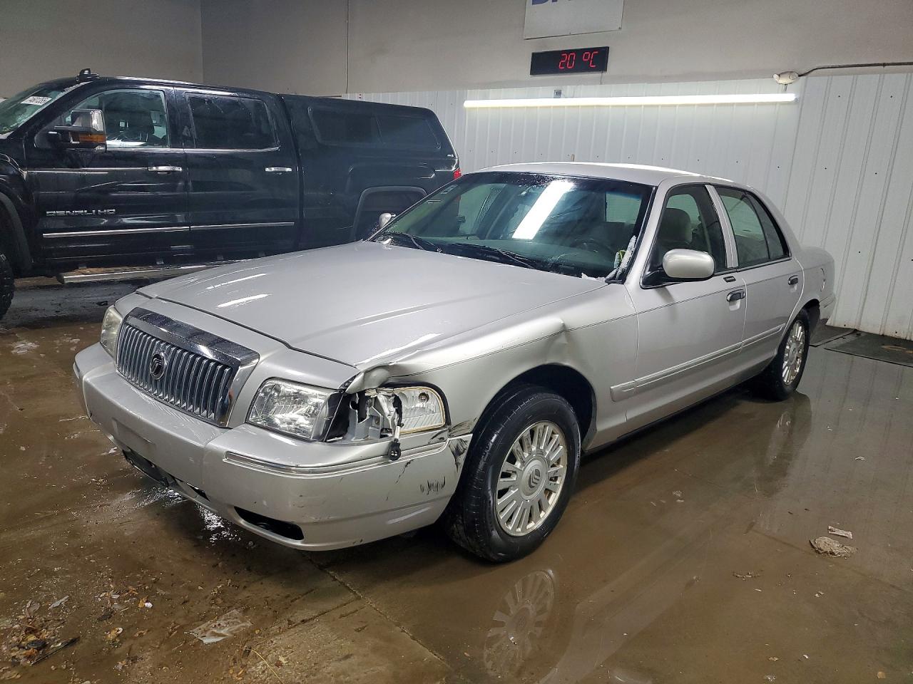 MERCURY GRAND MARQUIS 2007