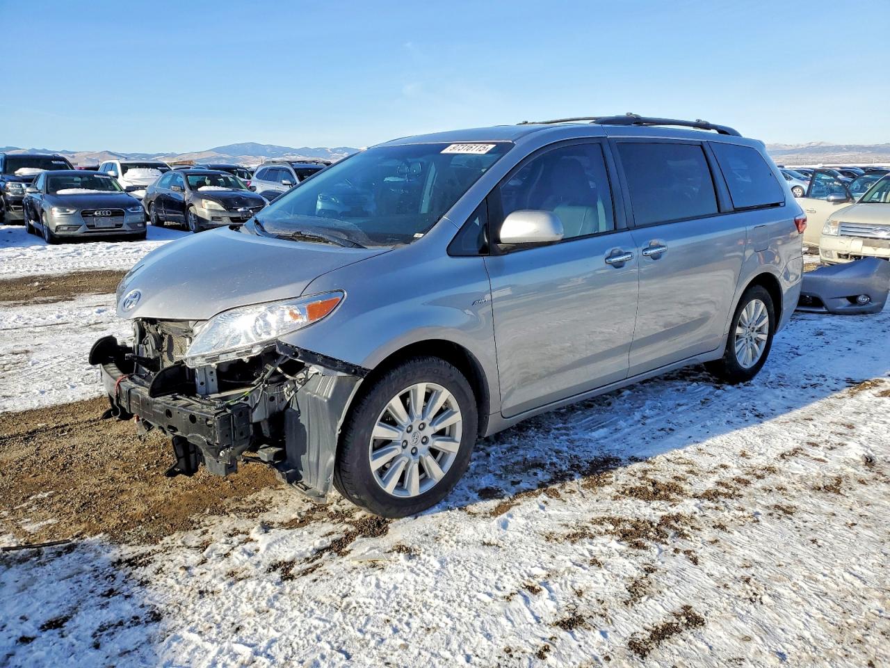 TOYOTA SIENNA 2017