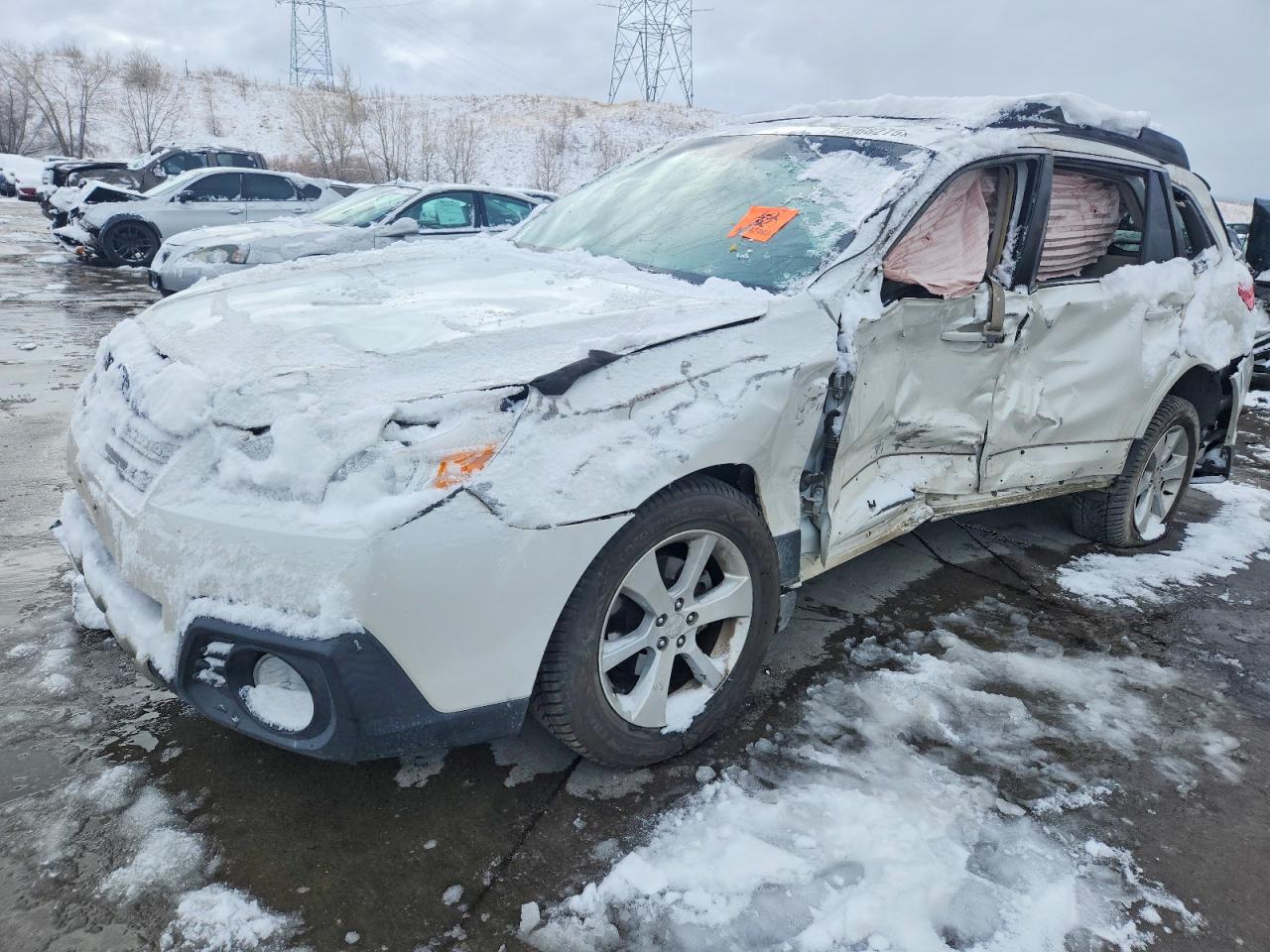 SUBARU OUTBACK 2014