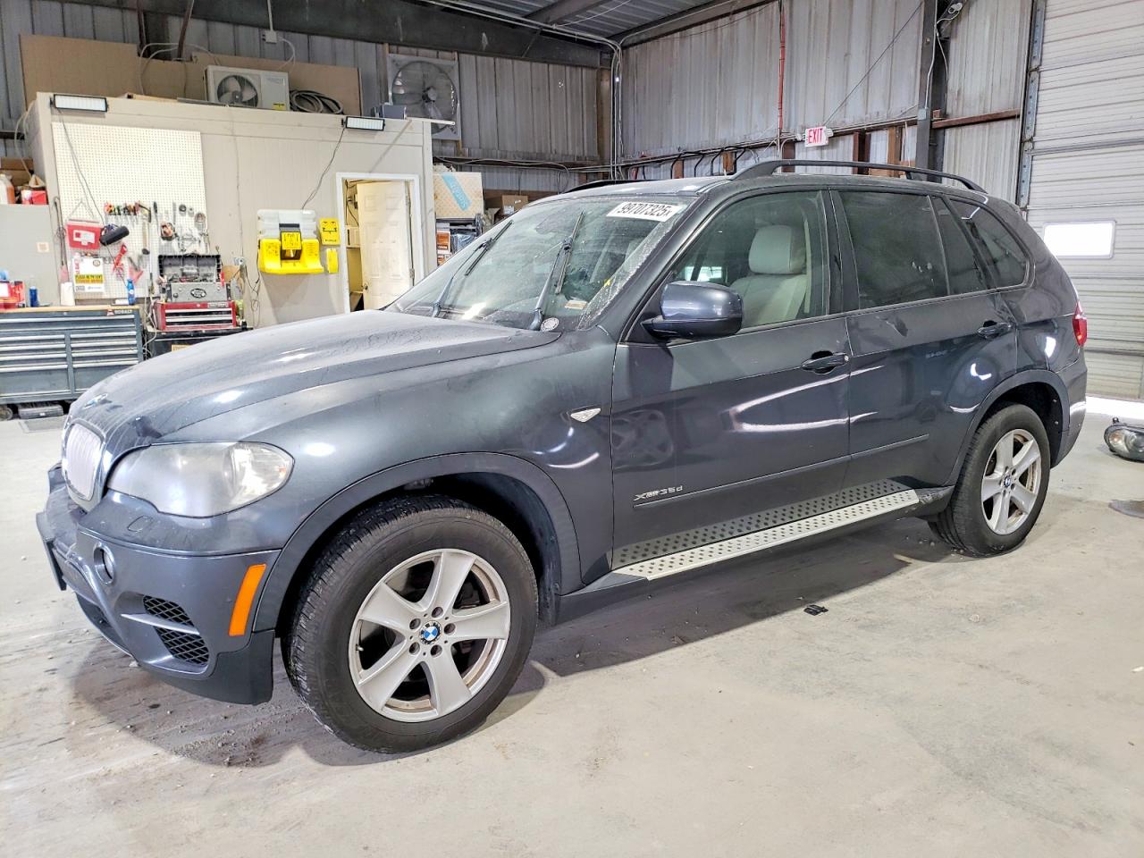 BMW X5 2011