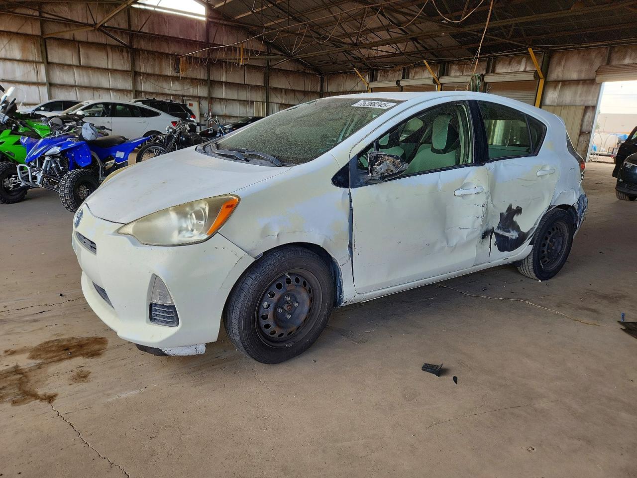 TOYOTA PRIUS C 2012