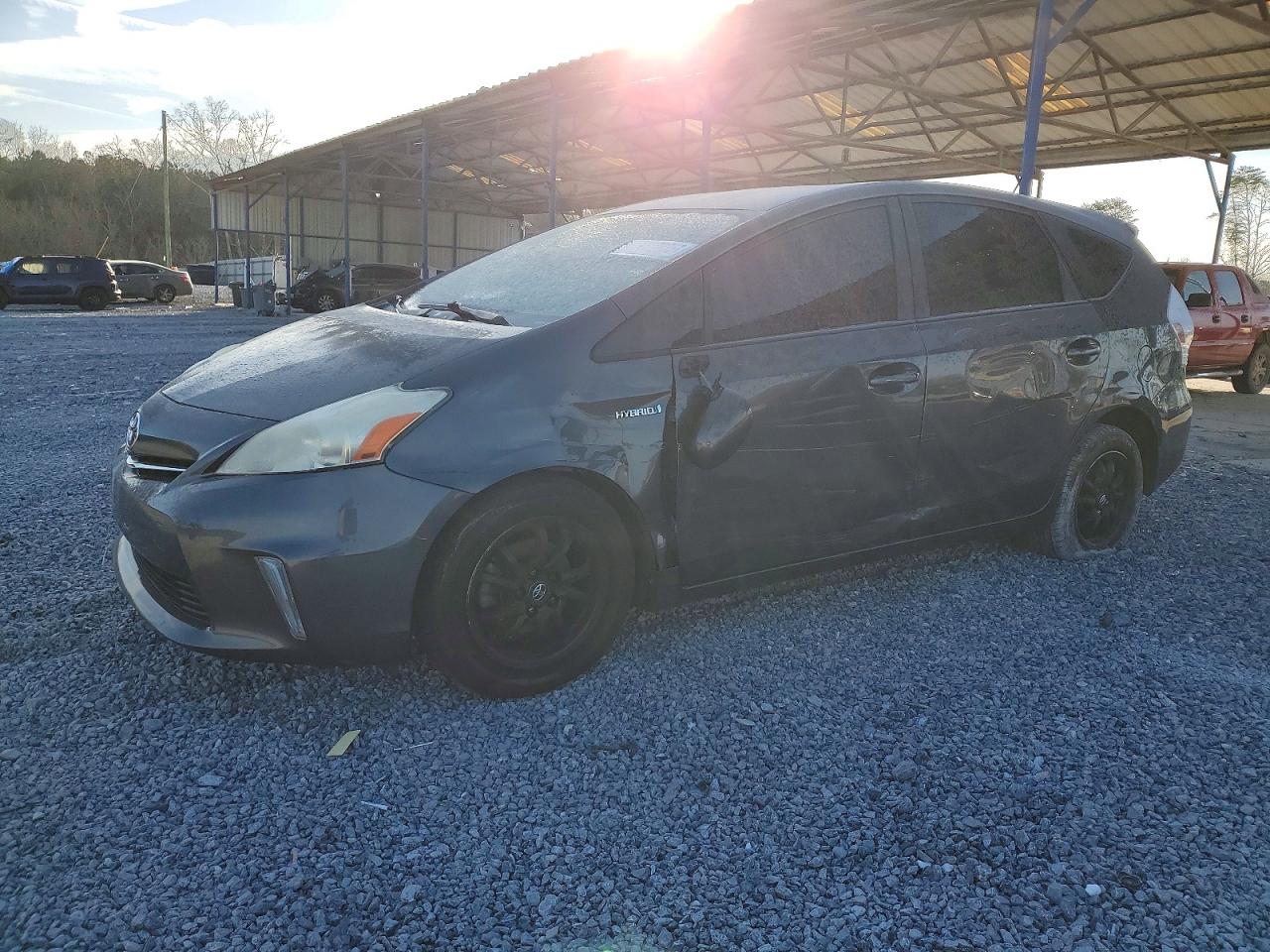 TOYOTA PRIUS V 2013
