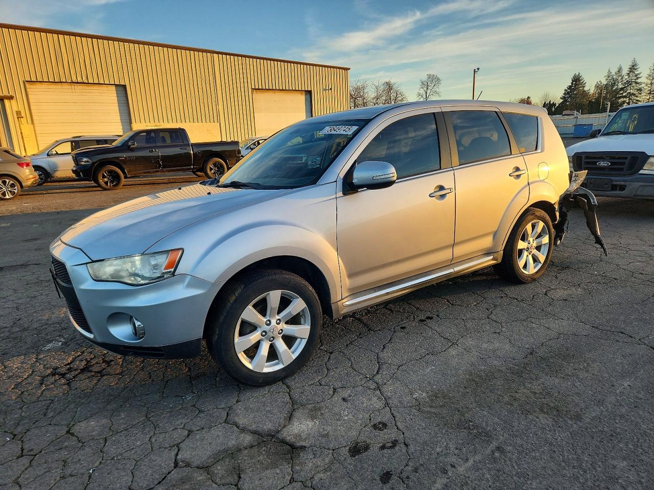 MITSUBISHI OUTLANDER 2010