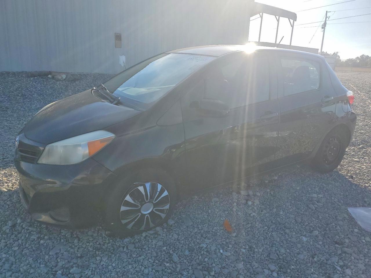 TOYOTA YARIS 2013