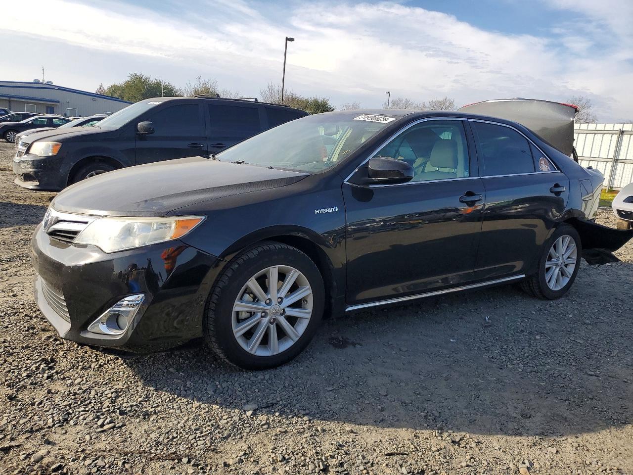 TOYOTA CAMRY HYBRID 2012