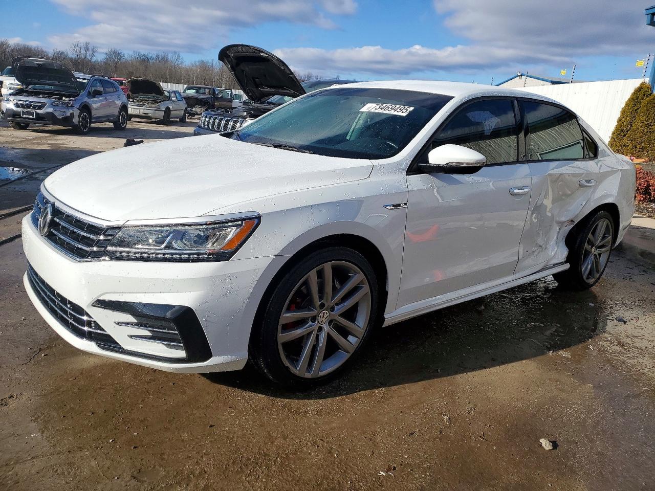 VOLKSWAGEN PASSAT 2018