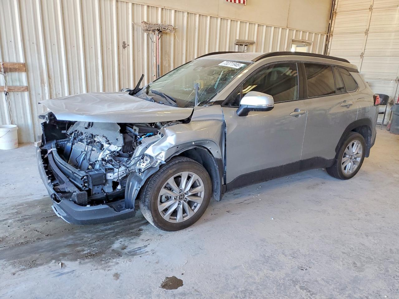 TOYOTA COROLLA CROSS 2024