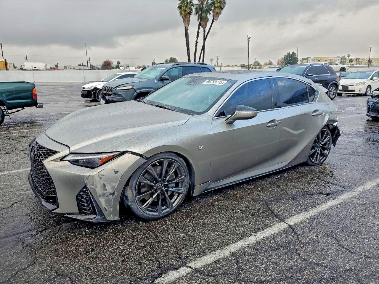 LEXUS IS 2021