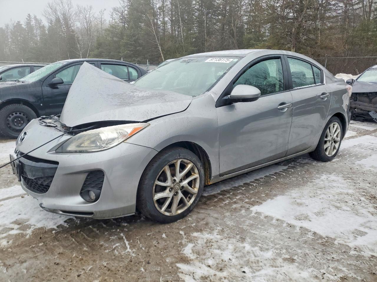 MAZDA 3 2012