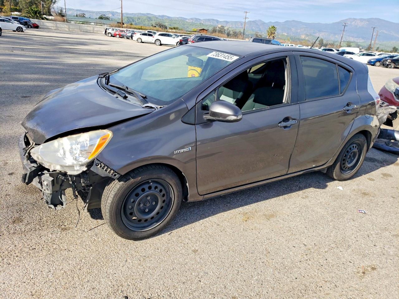 TOYOTA PRIUS C 2014